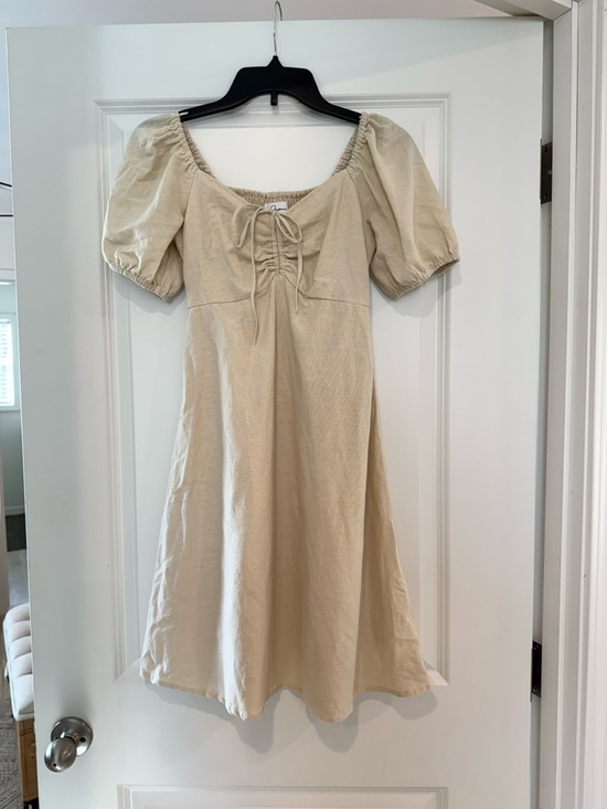 Dresses & Skirts - Light Beige Puff-Sleeve Midi Dress with Front Tie